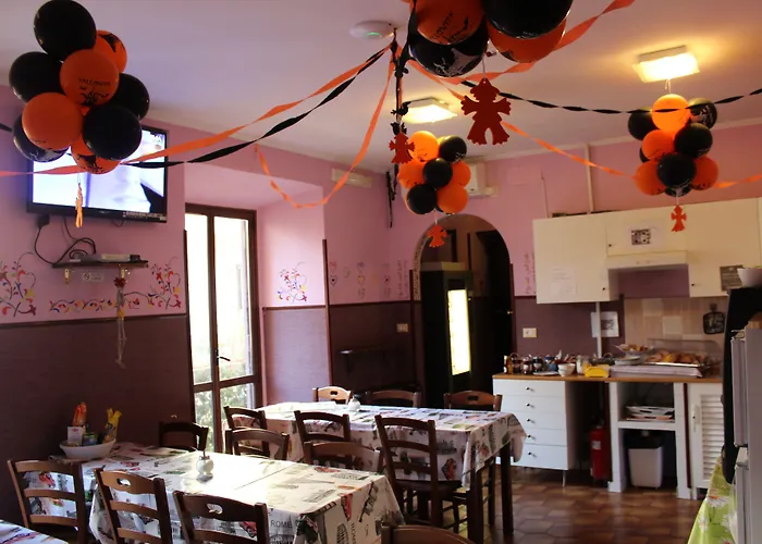 Legend R.g. Hostel Roma