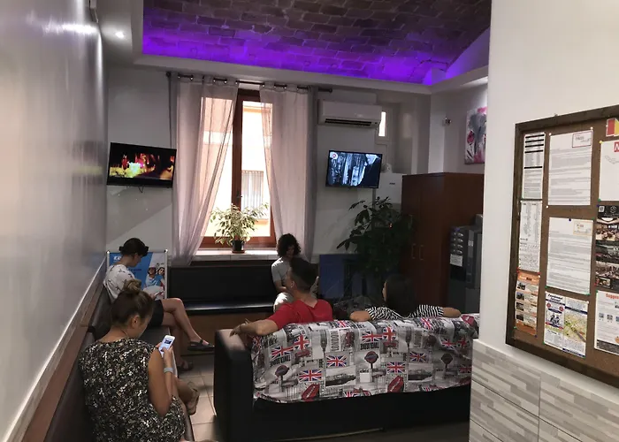 Hostel Legend R.g. *