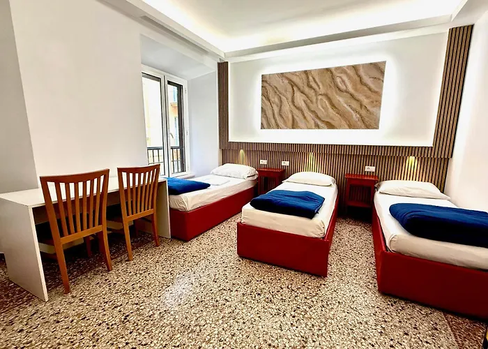 Legend R.g. Hostel Roma