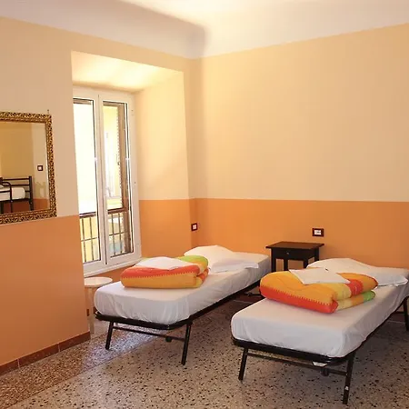 Legend R.g. Hostel