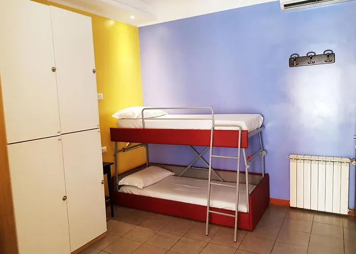 Hostel Legend R.g. *