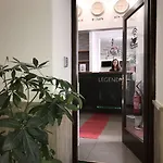 Vandrerhjem Legend R.g. *