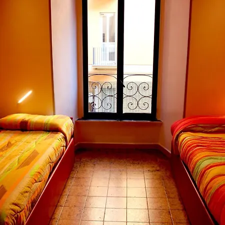 Hostel Legend R.g. *