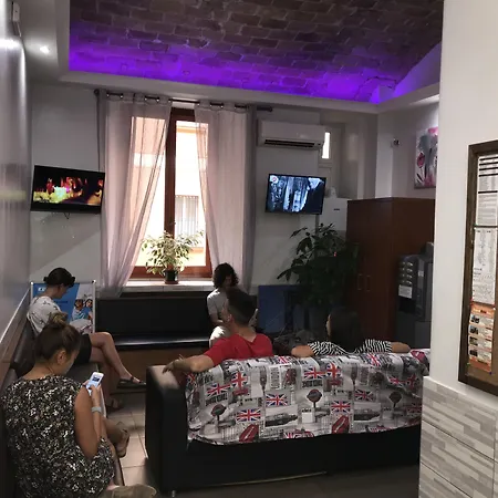 Hostel Legend R.g. *