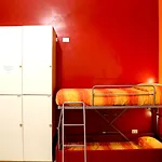 Legend R.g. Hostel *