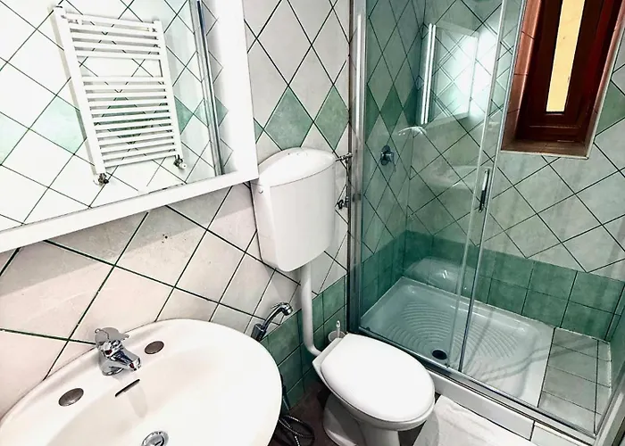 Vandrerhjem Legend R.g. *